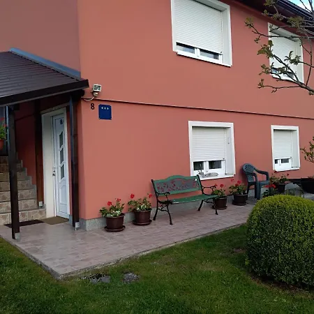 Apartman Ris Gorski Kotar Crni Lug Delnice Exterior photo